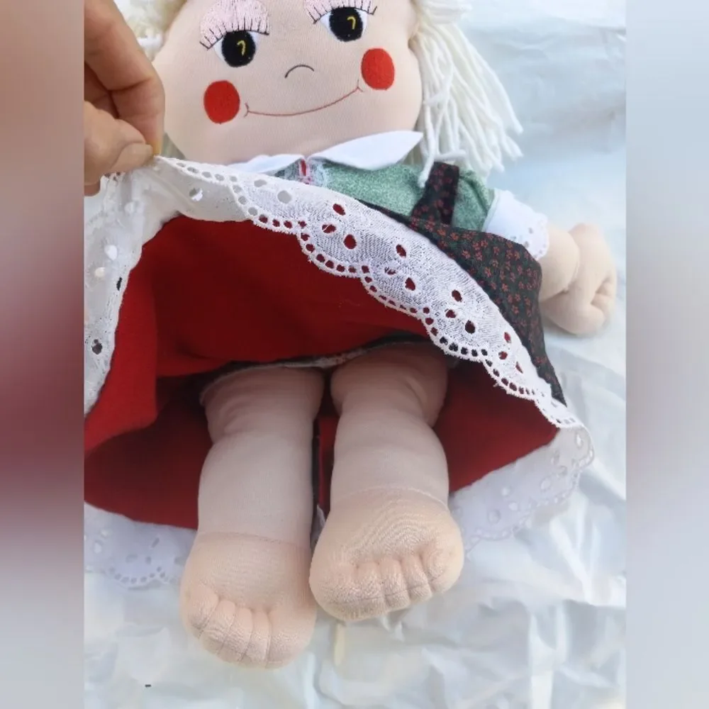 Avon Santa's Family Candy Claus Stuffed Cloth 16